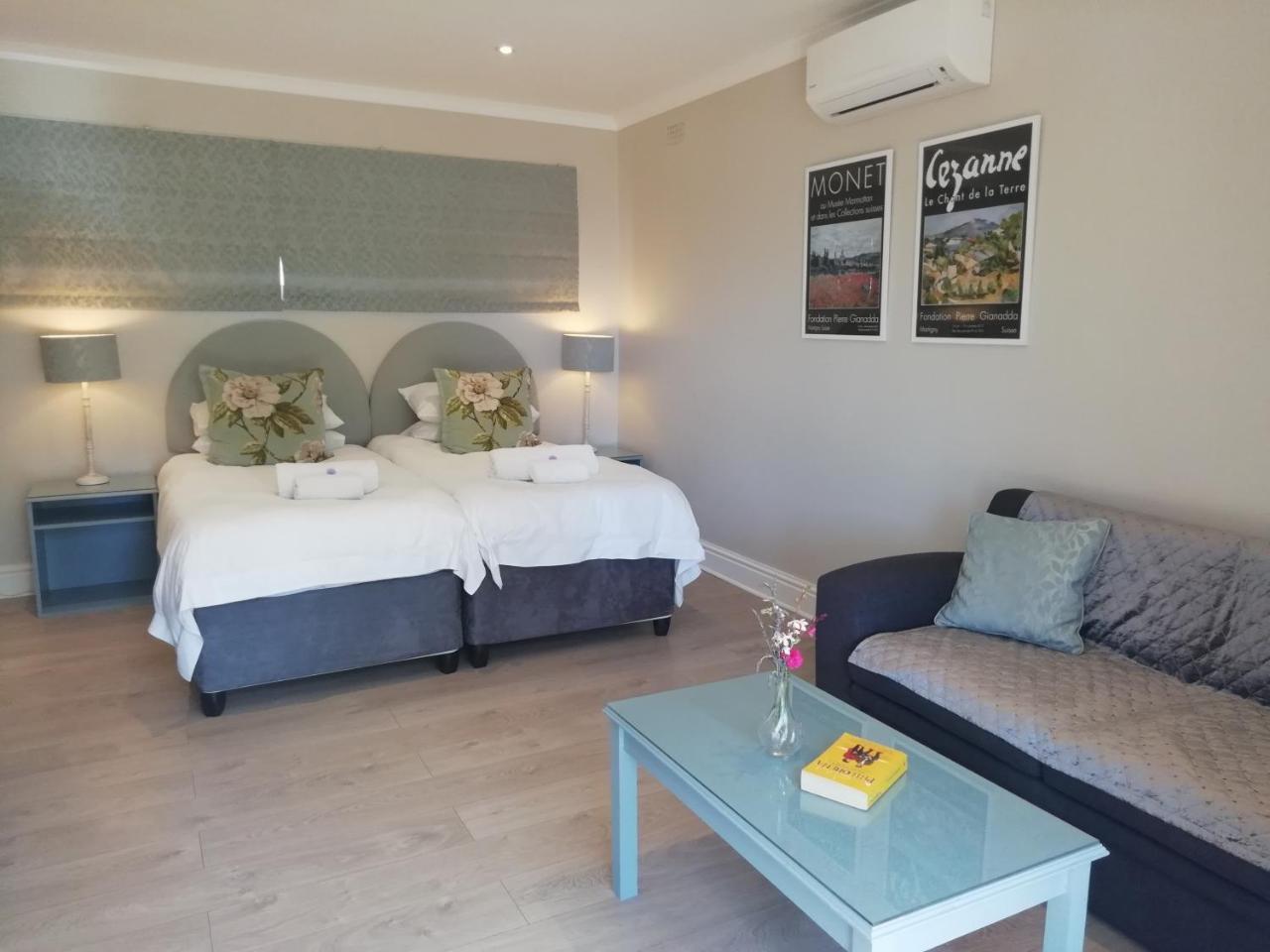Maroela House Guest Accommodation เบลวิลล์ ภายนอก รูปภาพ