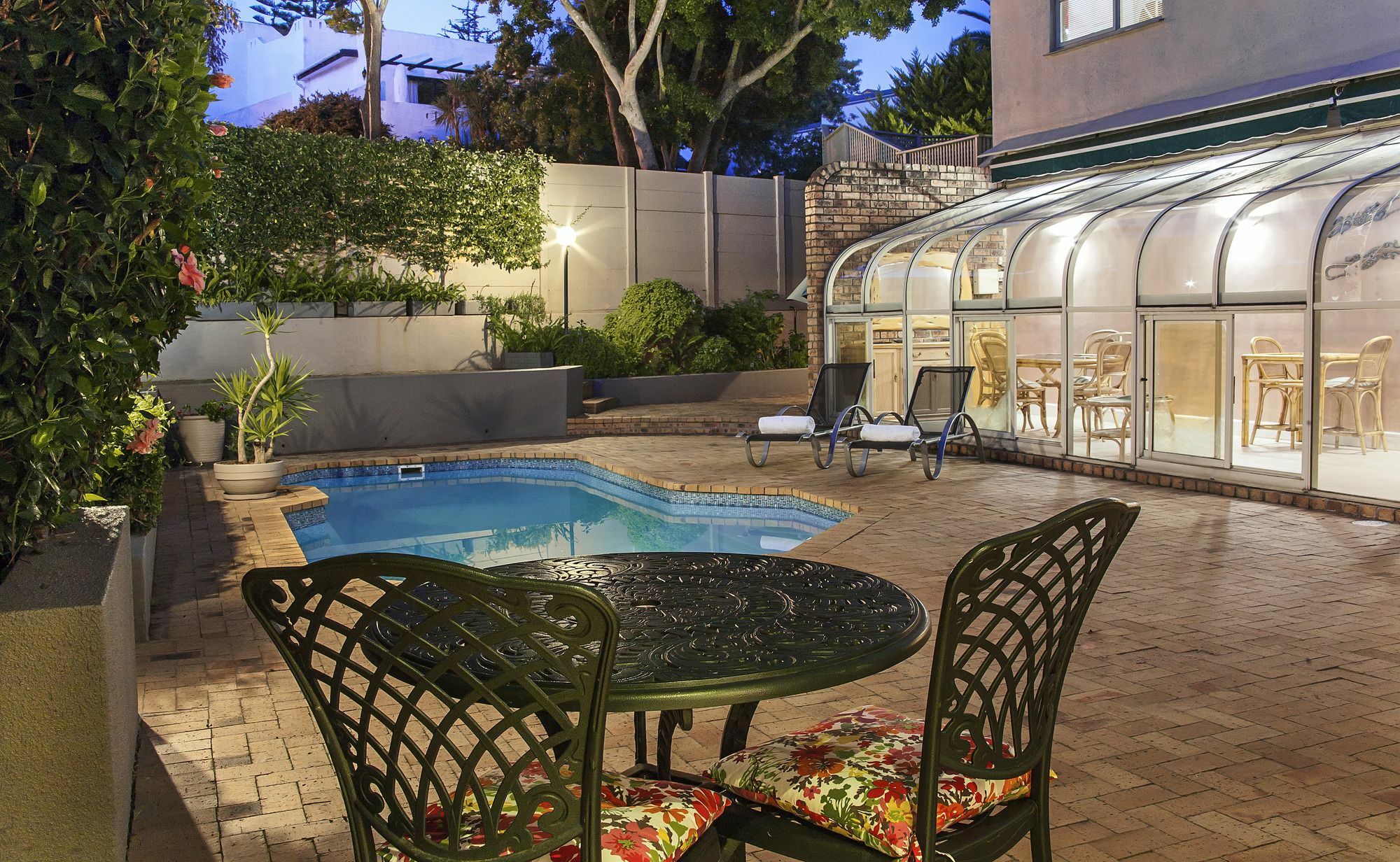 Maroela House Guest Accommodation เบลวิลล์ ภายนอก รูปภาพ
